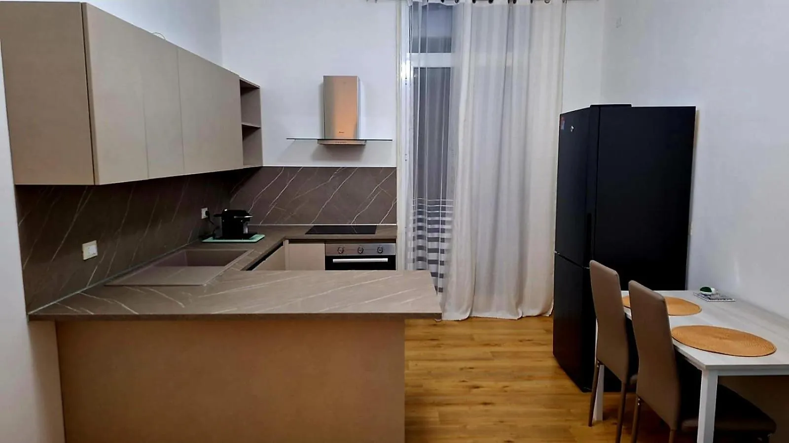 Rooms Near Sea location